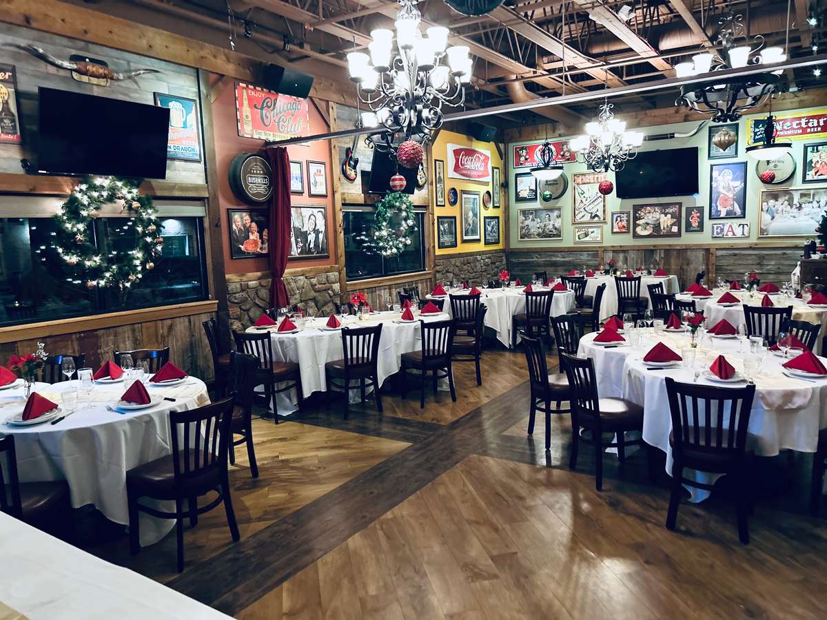 Private Events at Morettis in Morton Grove