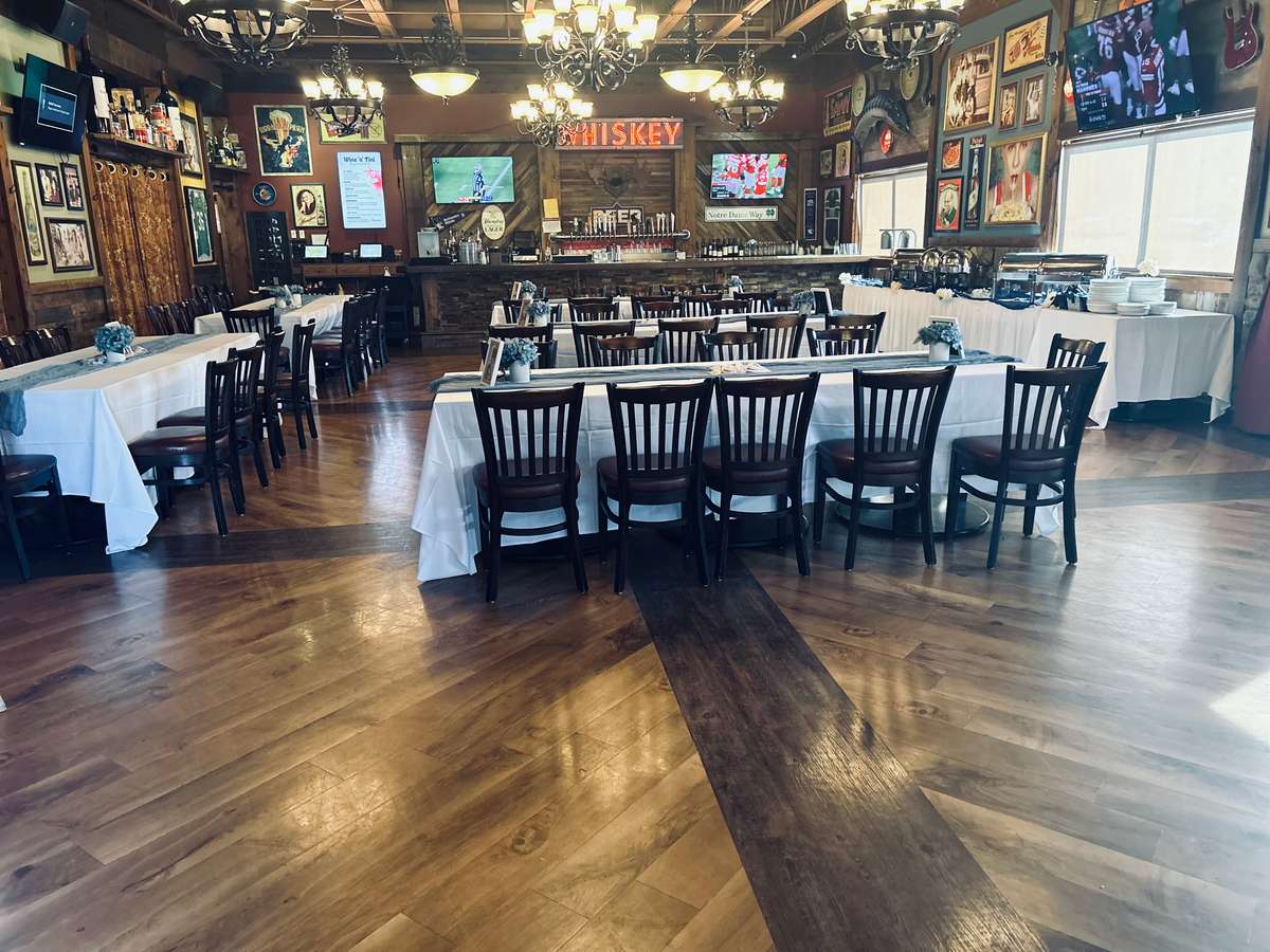 Private Events at Morettis in Morton Grove