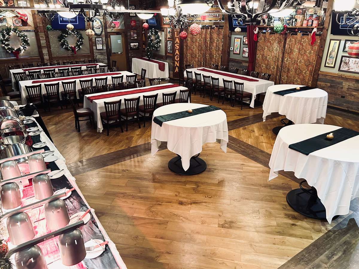Private Events at Morettis in Morton Grove