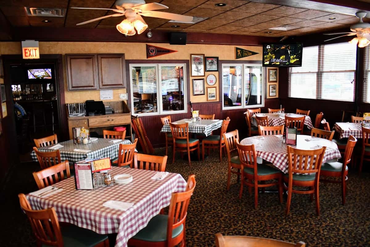 Fox Lake Party Rooms