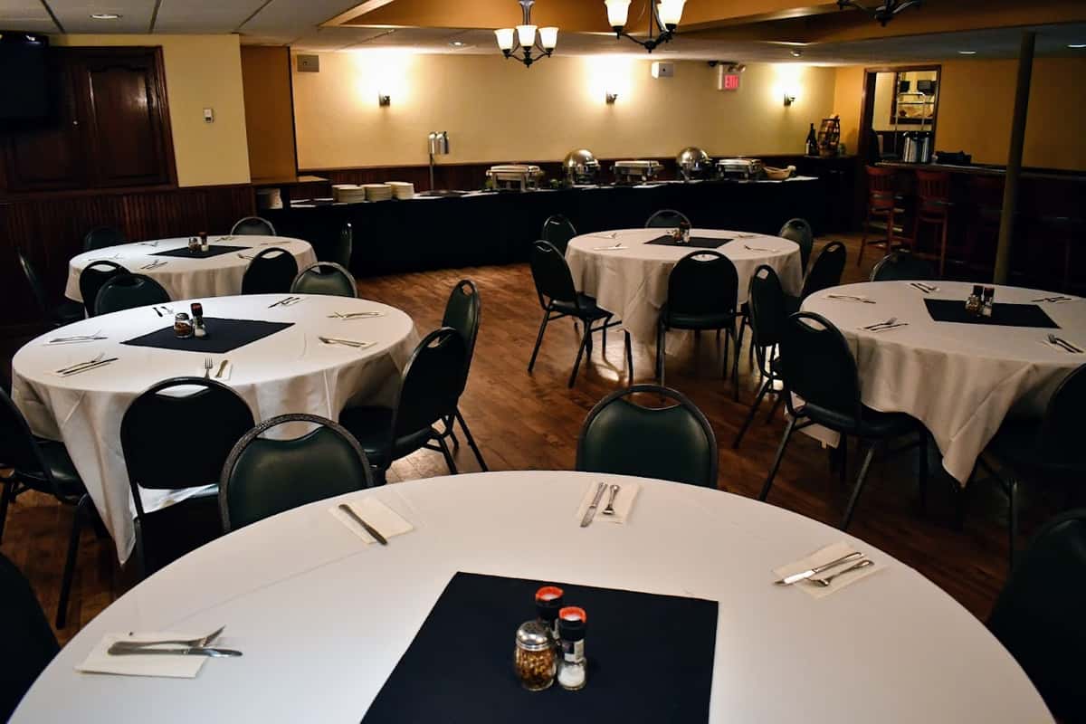 Fox Lake Party Rooms