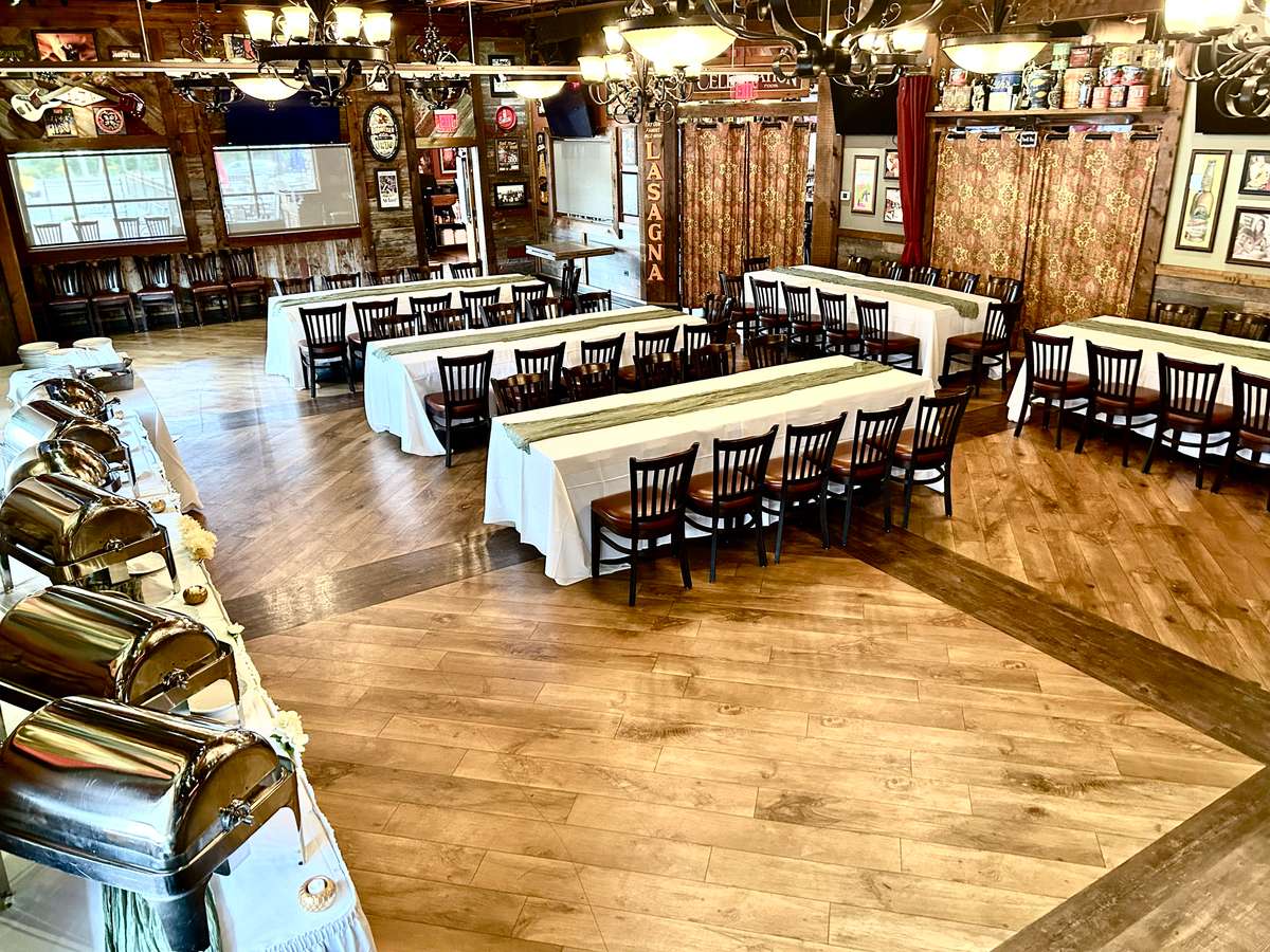 Private Events at Morettis in Morton Grove