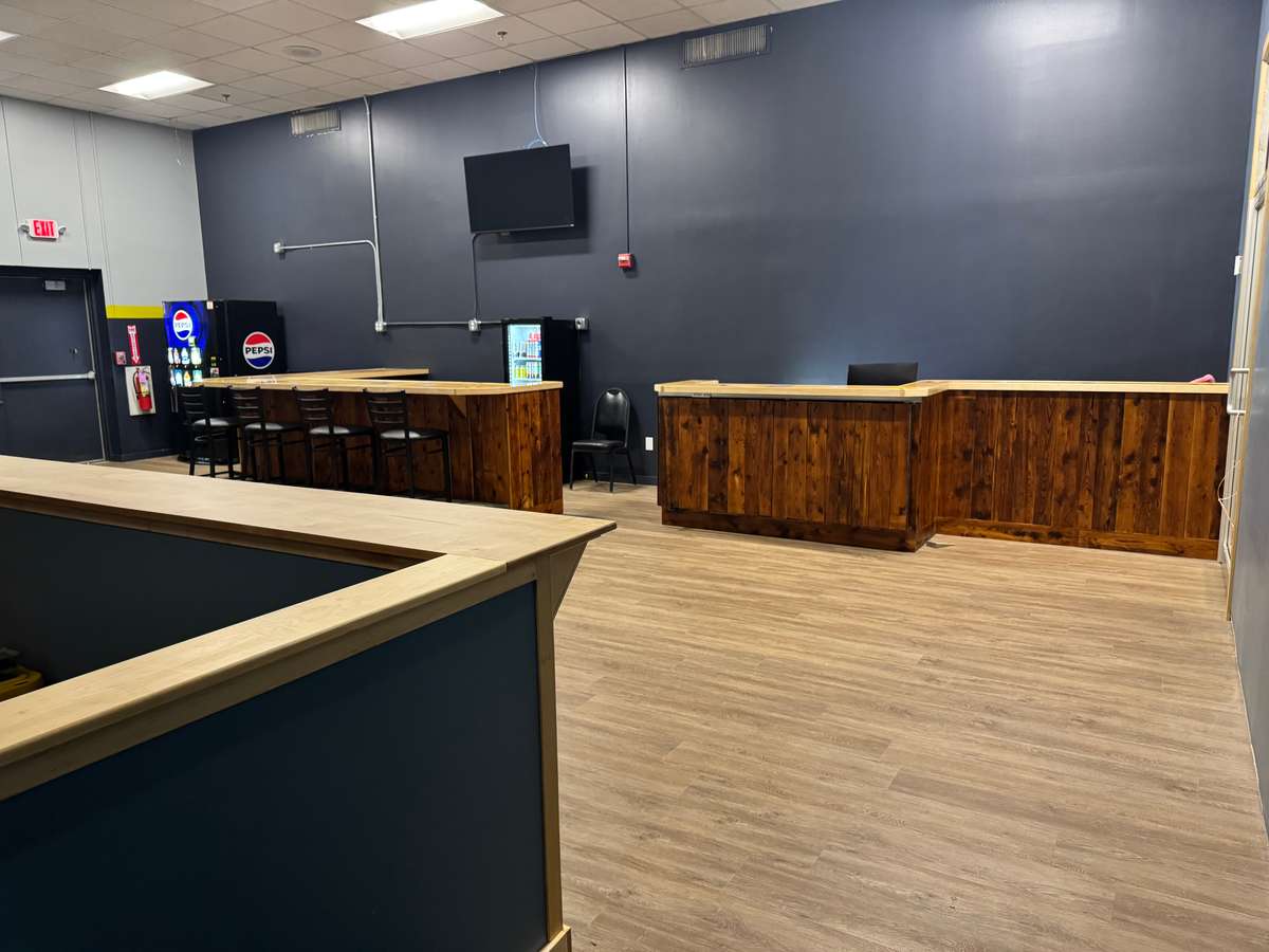 bar