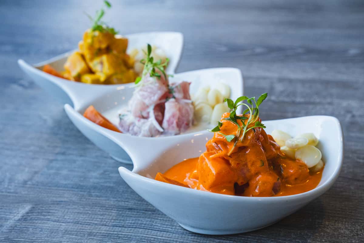 3 Ceviches Clásico, Al ají amarillo, A la crema de rocoto
