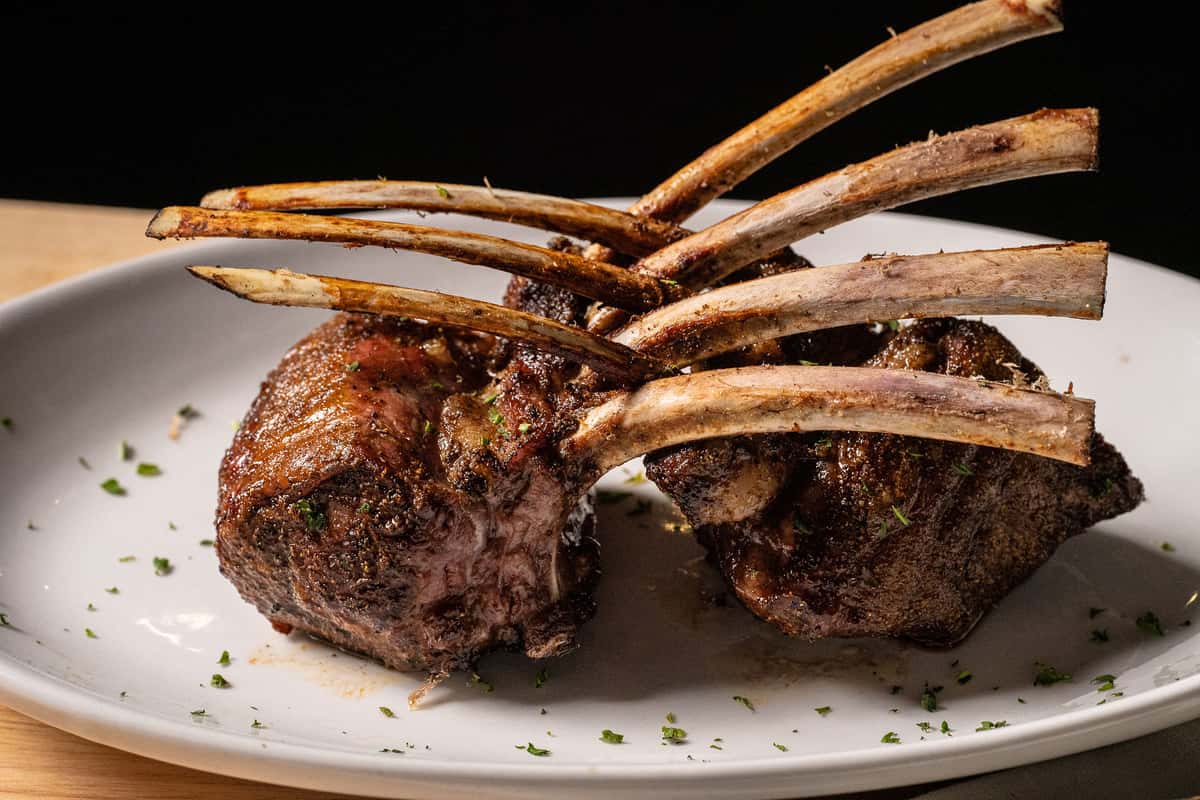 best steakhouse Glendale AZ, Arrowhead Grill, prime rib Glendale, fine dining Glendale AZ, Wine Wednesday Arrowhead Grill, upscale restaurant Glendale, romantic dinner Glendale AZ, steak and wine Glendale, top restaurants in West Valley, where to eat in Glendale AZ