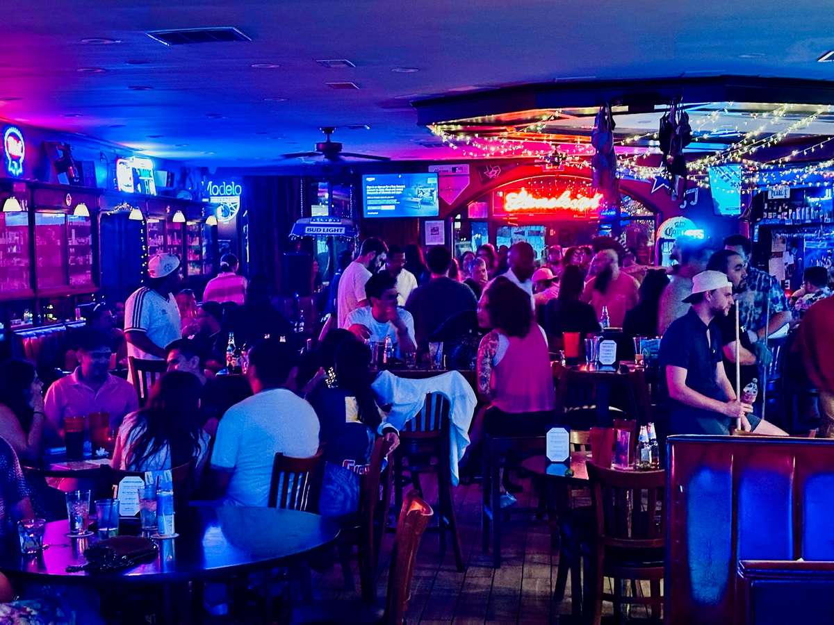 Bar