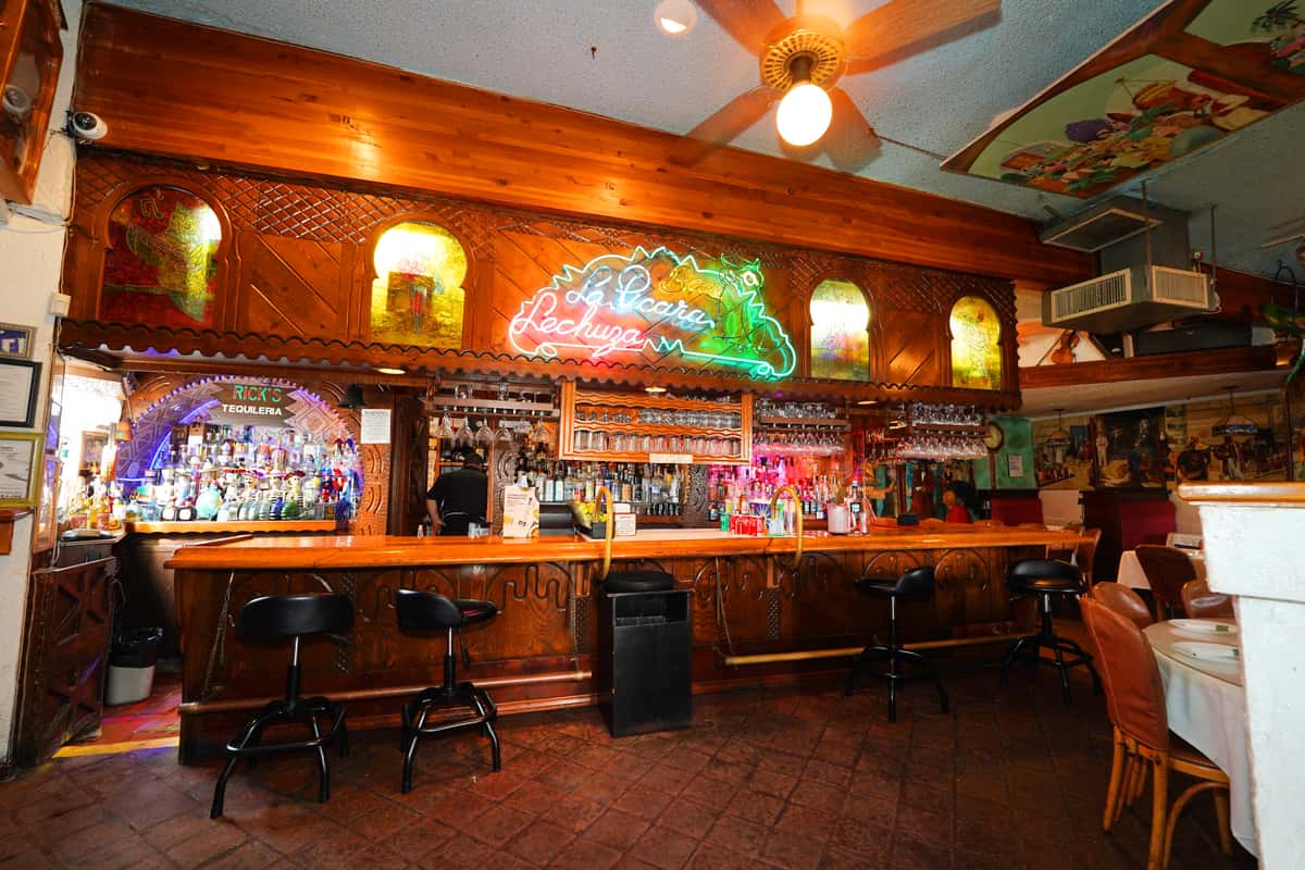 Bar photo