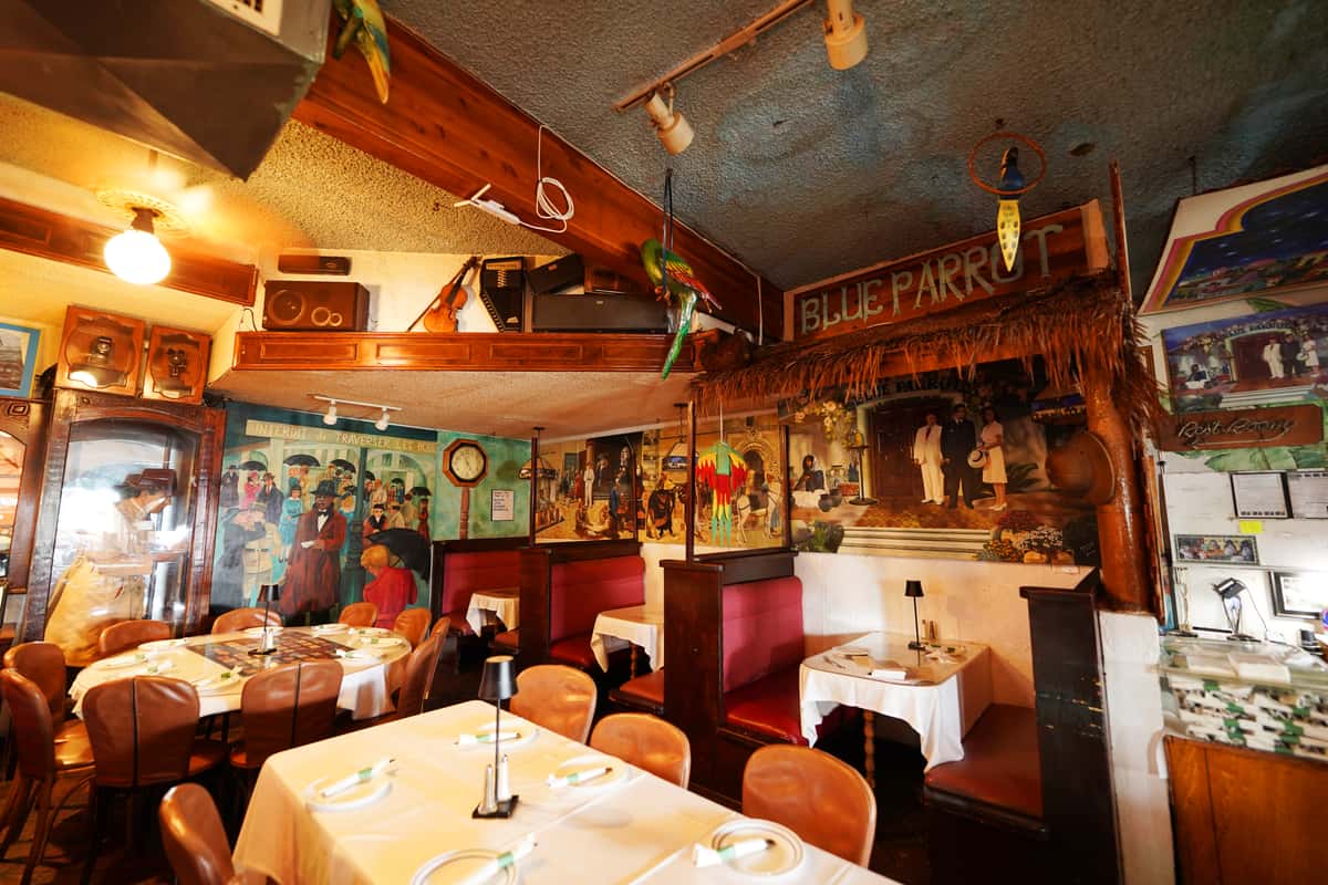 Restaurant inside photo