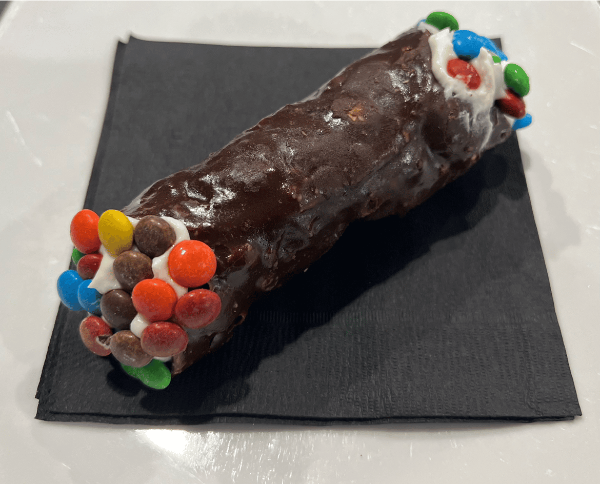M&M Cannoli