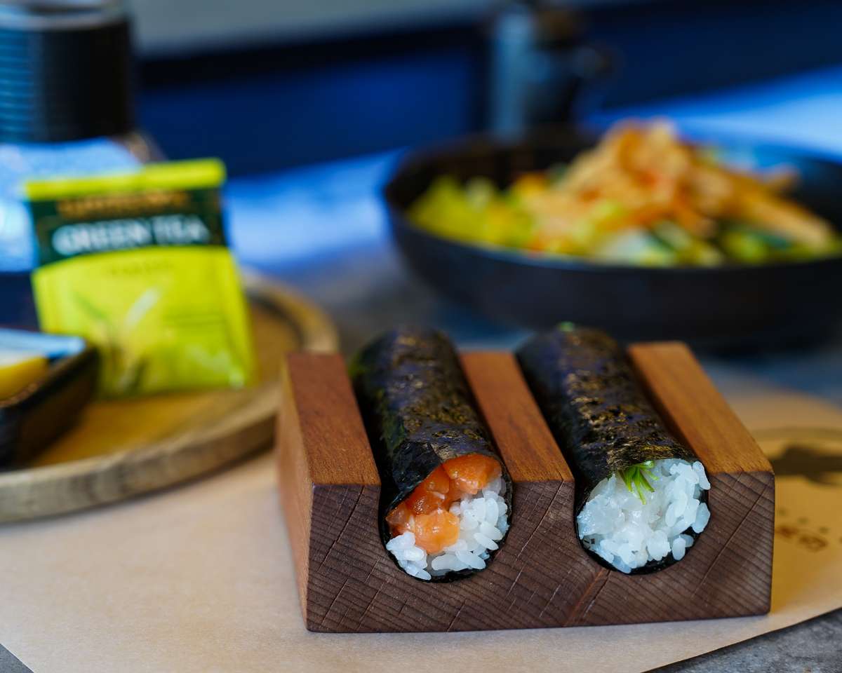 close-up photo of sushi roll