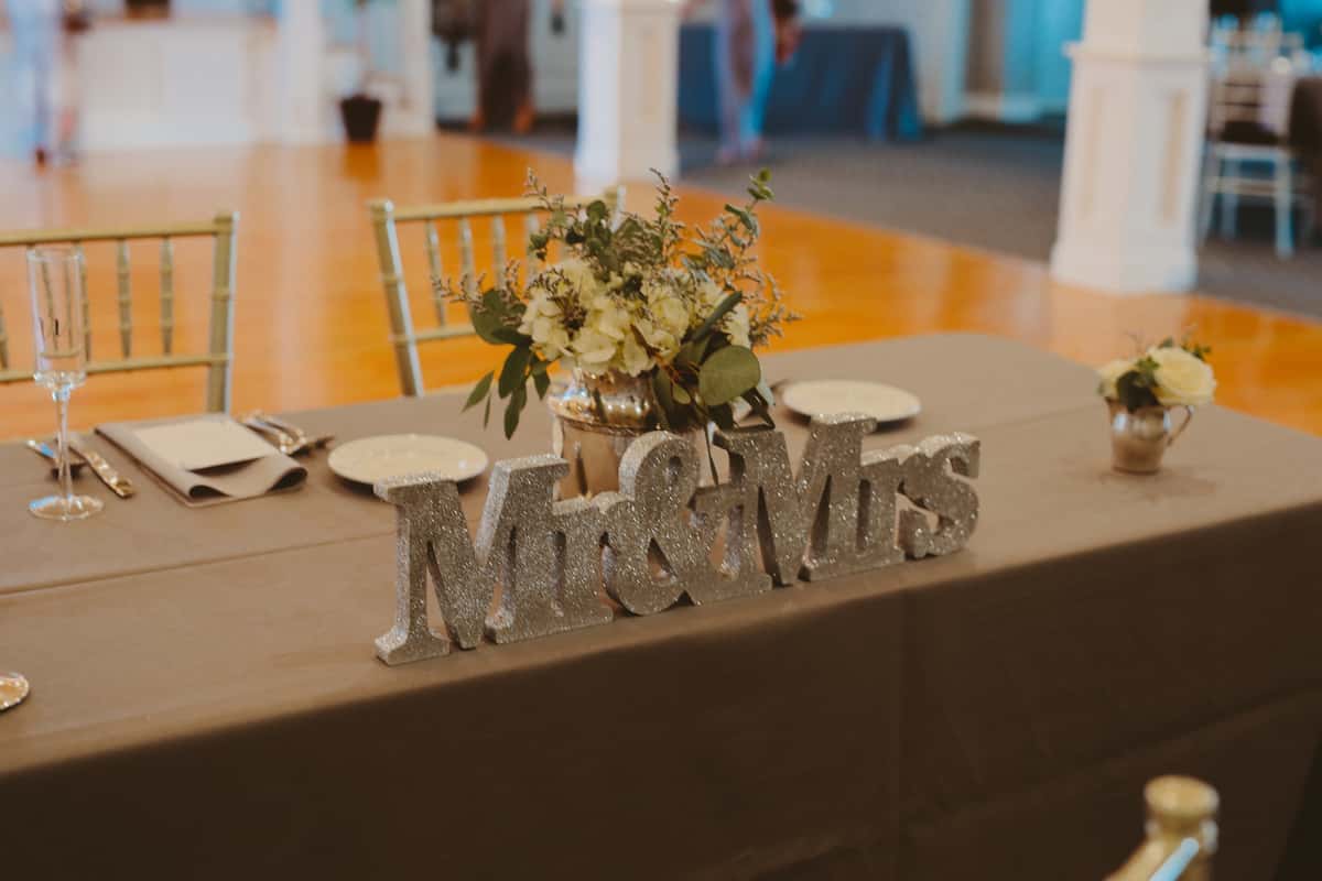 mr and mrs table setting