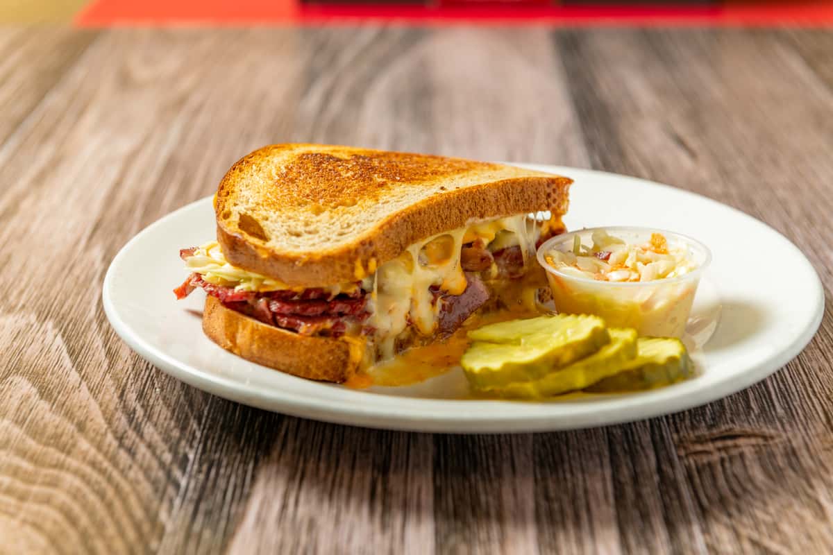 Corned beef ruben