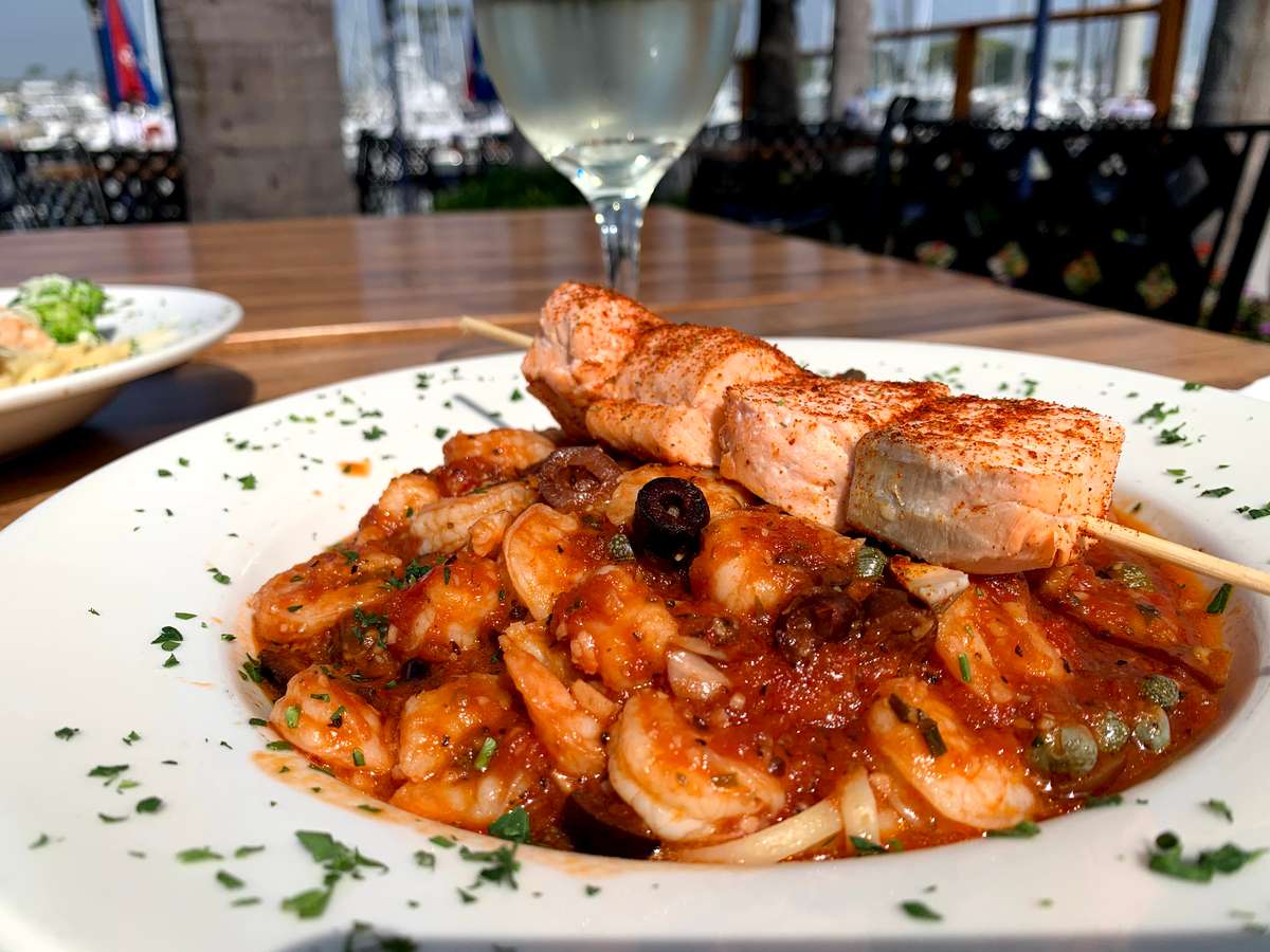 Seafood Puttanesca Restaurant Menu The Crab Pot Long Beach