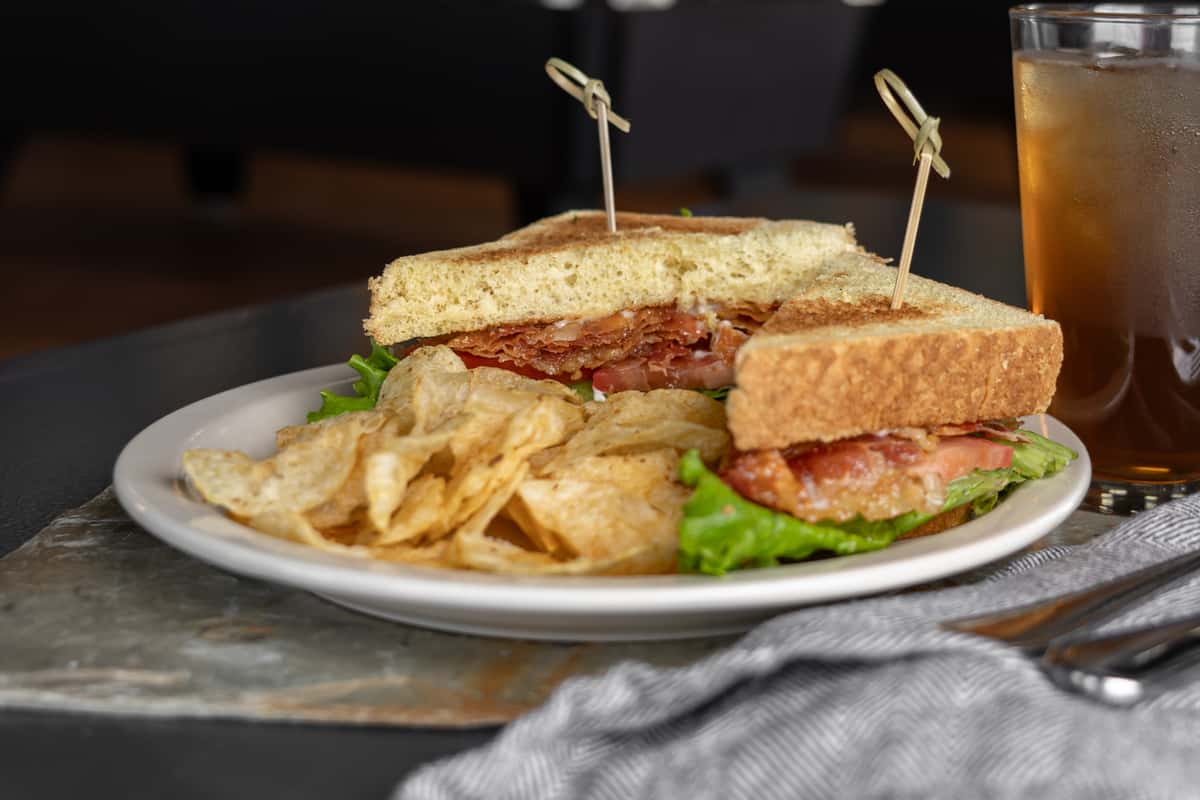 BLT Special with chips