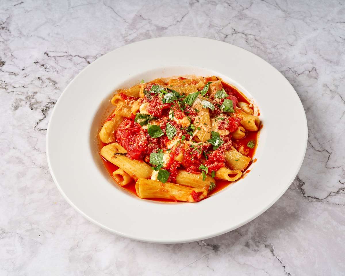 Rigatoni Caprese