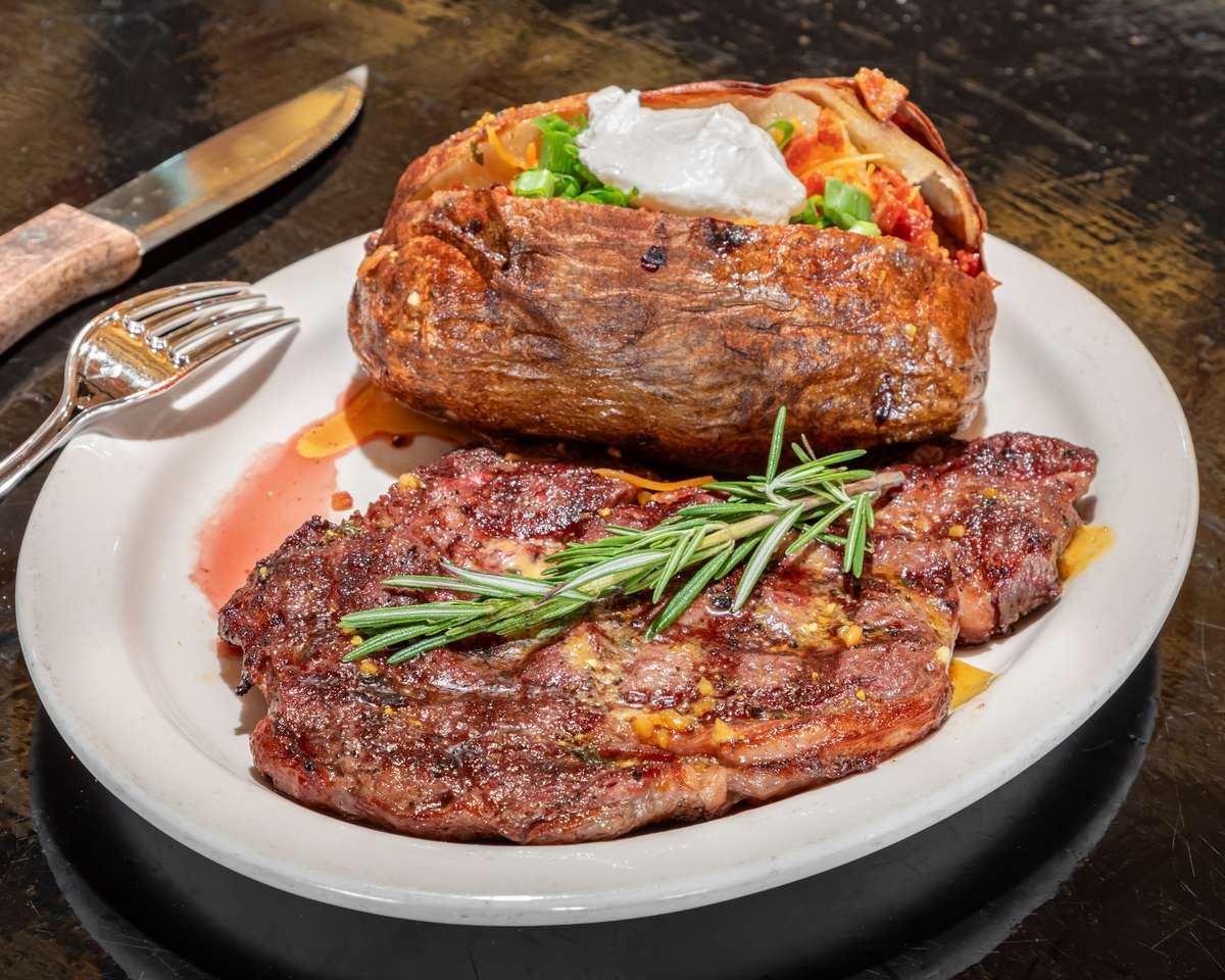 Grilled Steak Flat Iron Steak Dry Rub Grilled Flank Steak With