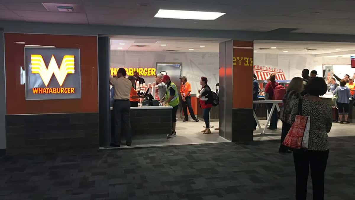 Whataburger (Terminal D)