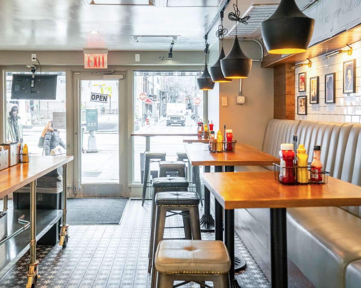 Interior of FAT Ronnie's location