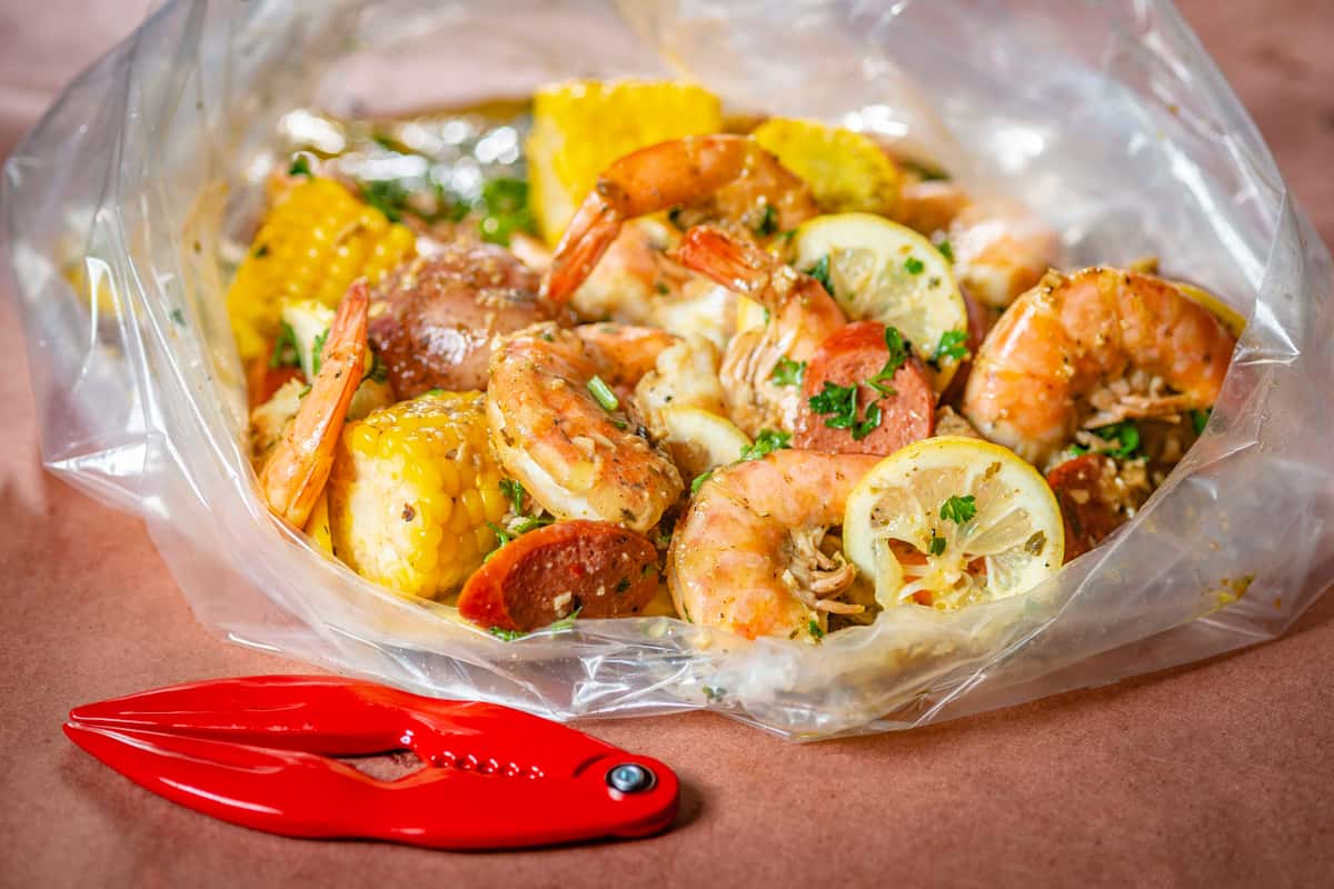 HEAD OFF SHRIMP 1 2 LB Main Mr Crab Boiling Seafood Seafood 