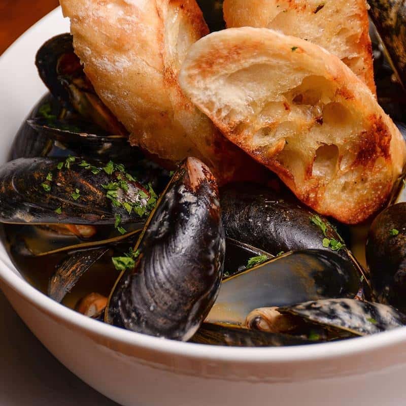 Flatiron Kitchen + Taphouse food