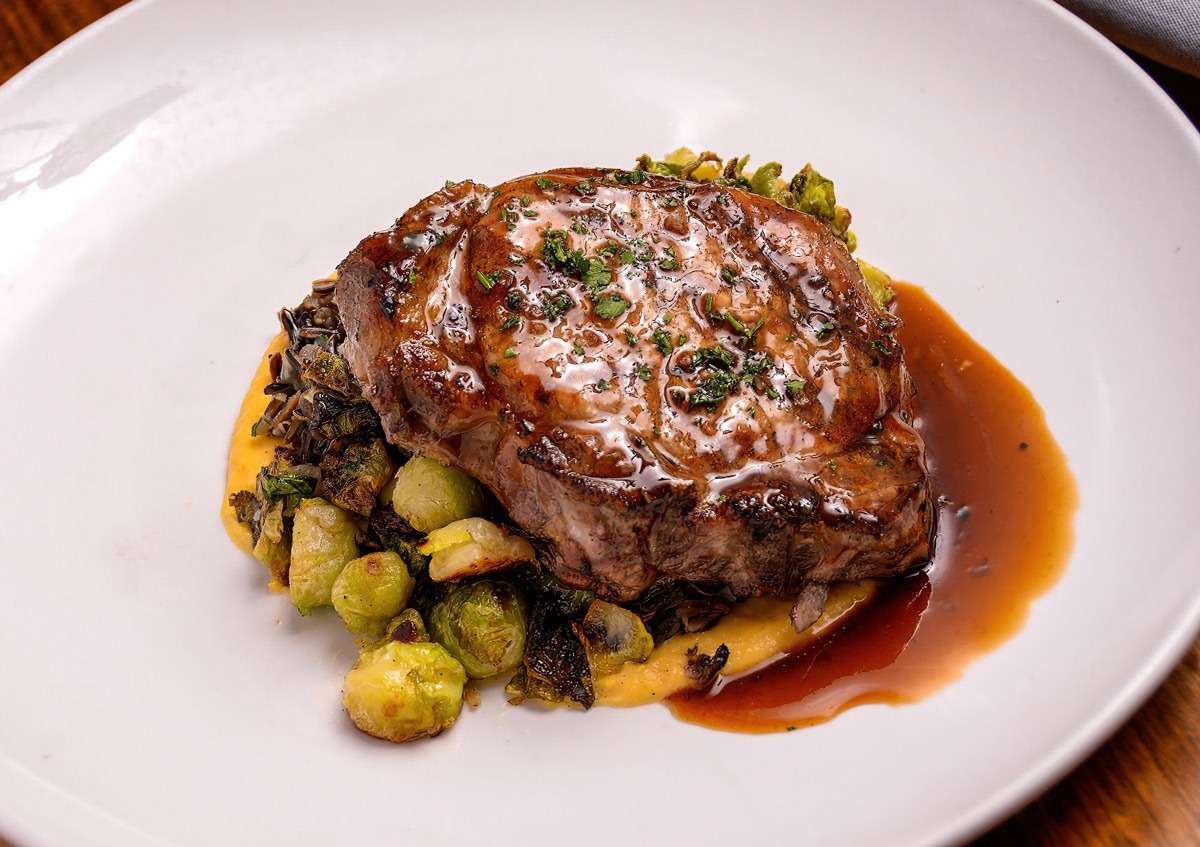 Flatiron Kitchen + Taphouse food