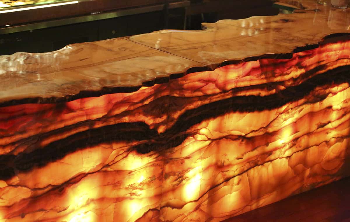 bar Front