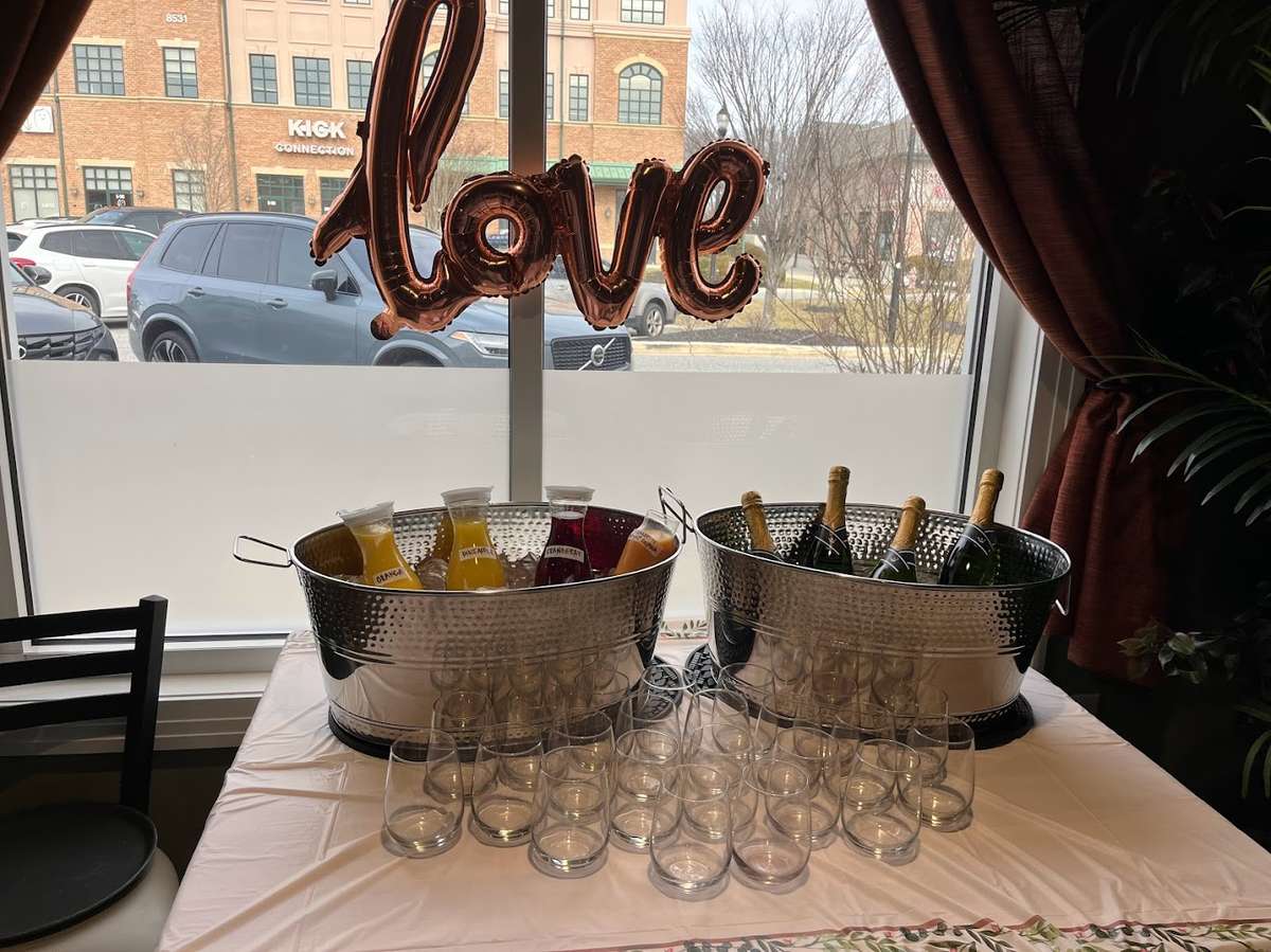 Market Room Mimosa Bar
