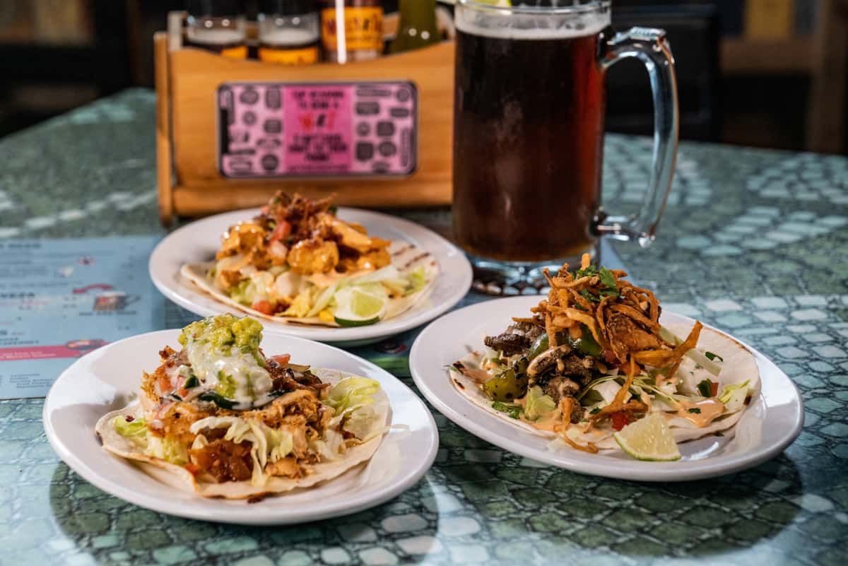 3 tacos
