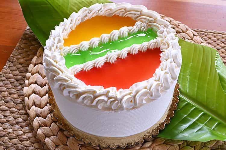 Hawaiian Paradise Cake - Layer Cake Parade
