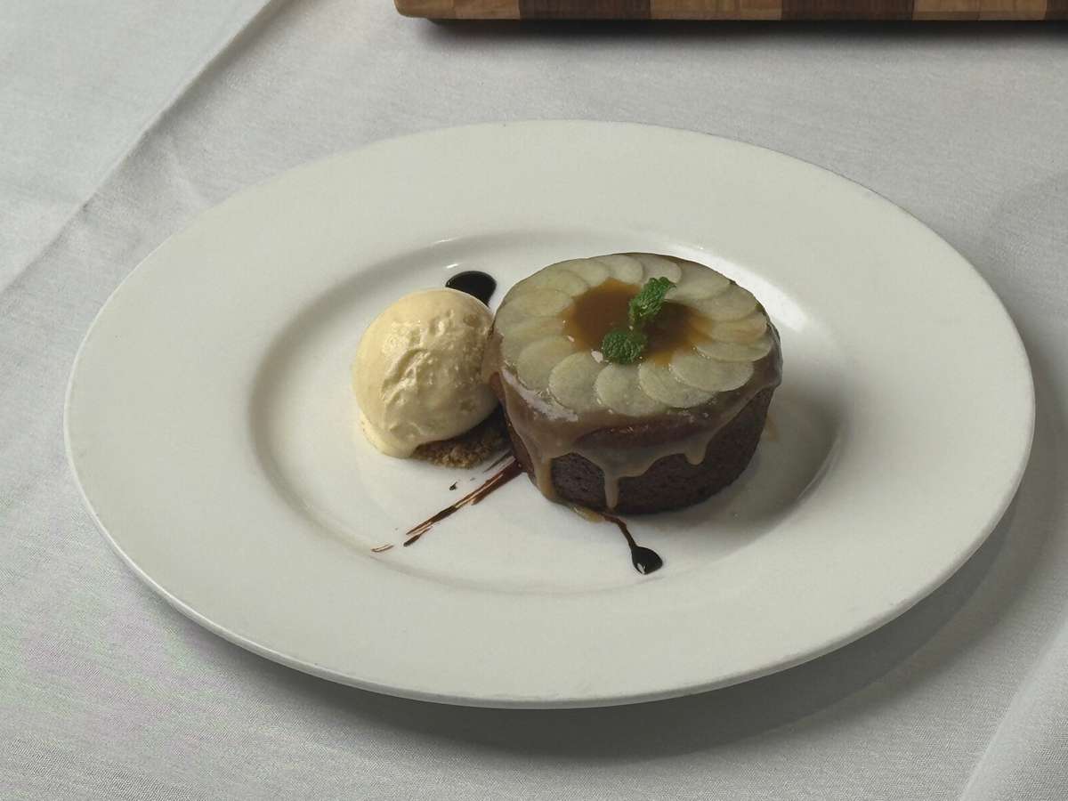 Sticky Toffee Pudding at The Oxford Kitchen & Gastropub in Lodi California