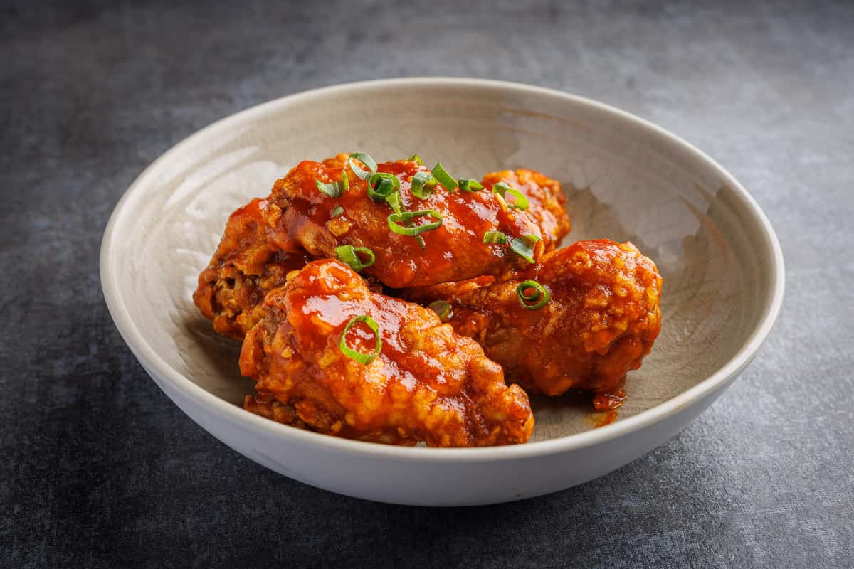 sriracha wings