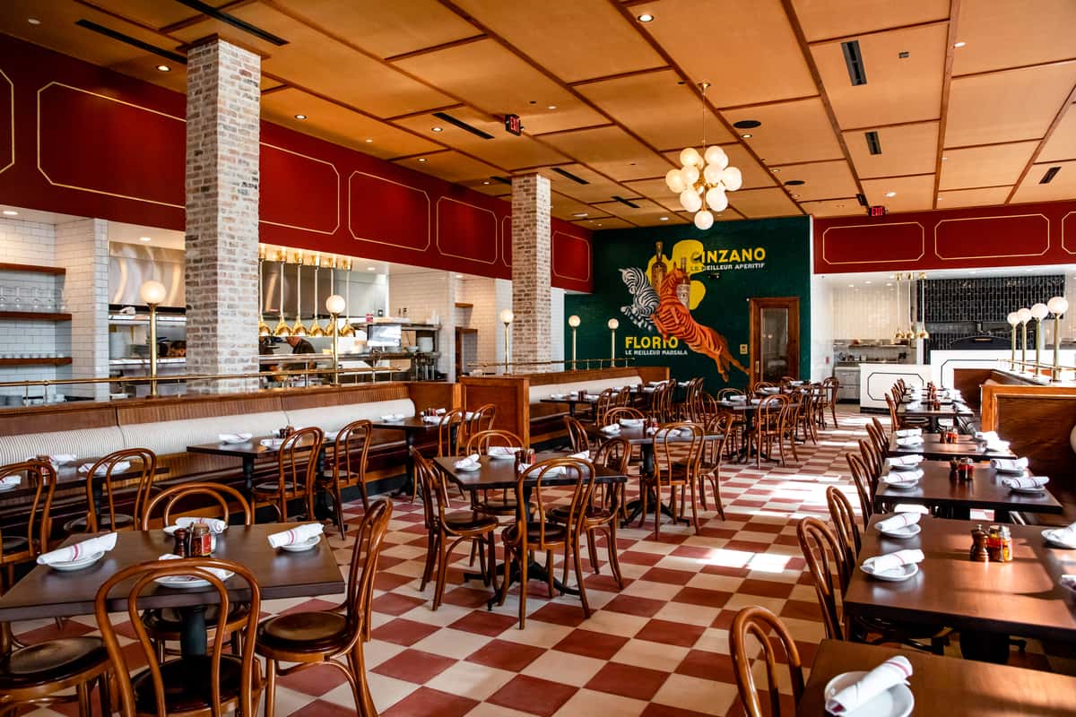 Full restaurant