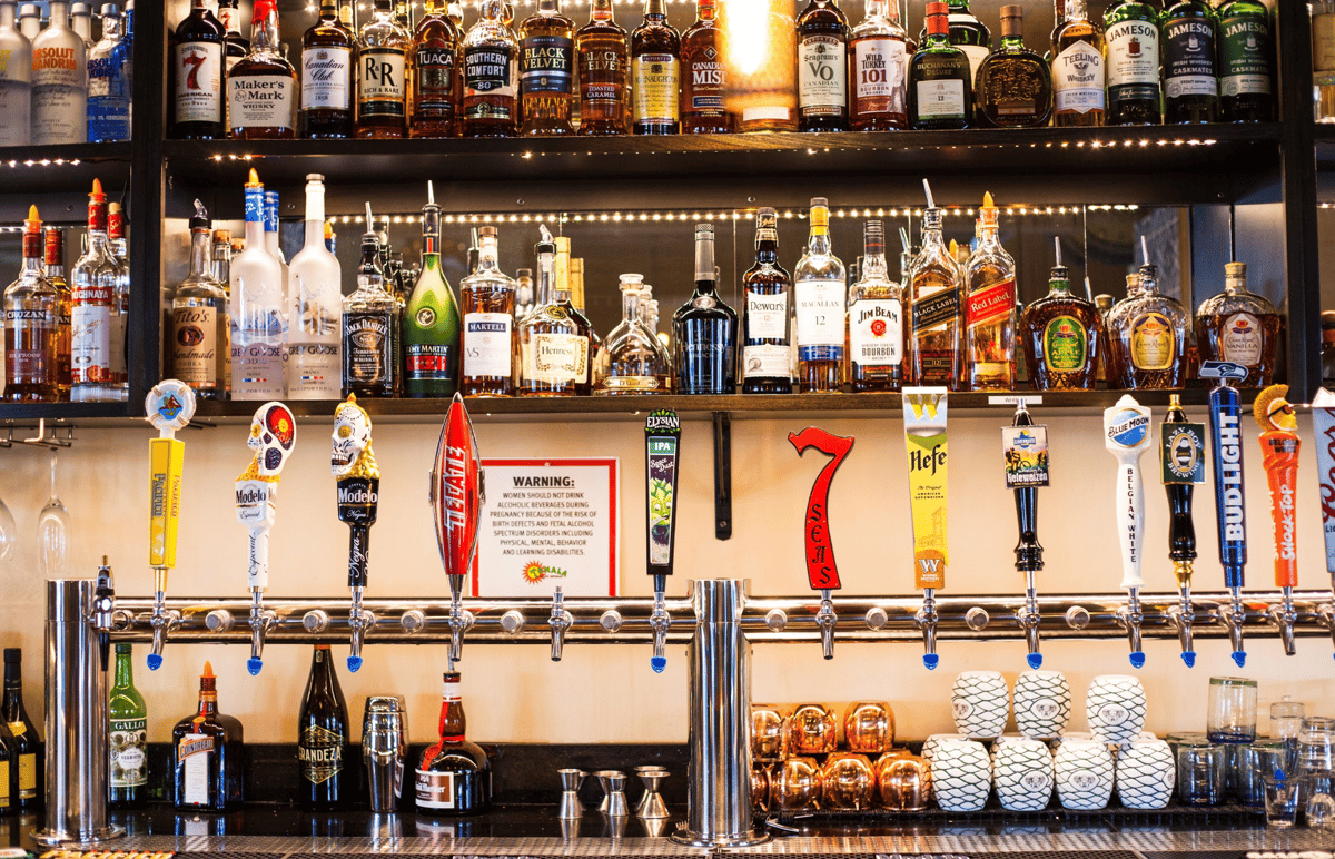 bar