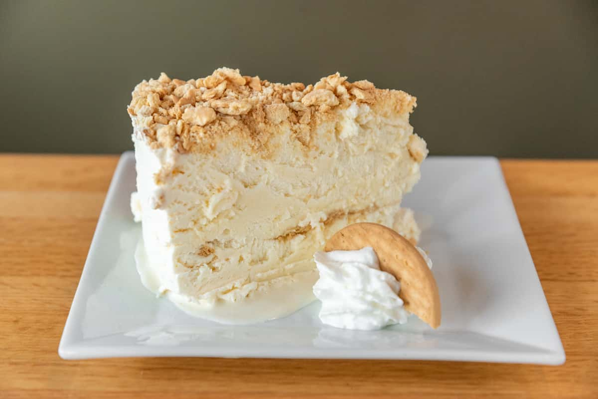 No bake biscuit cream cake aka oogat biscuitim Pyramid style. This is my go  to celebration cake that everyone loves❣️ This cake can ... | Instagram