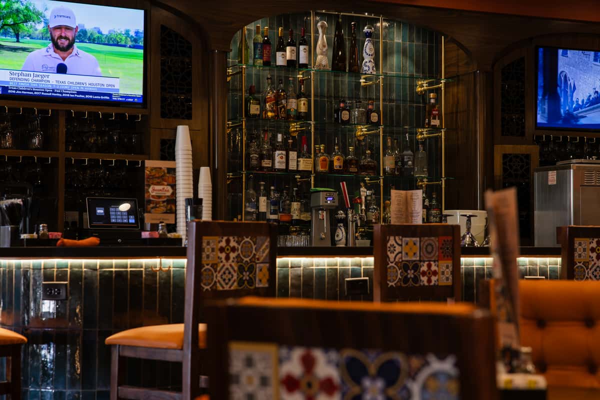 Bar