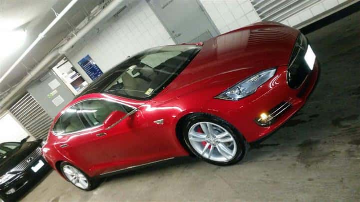 red car