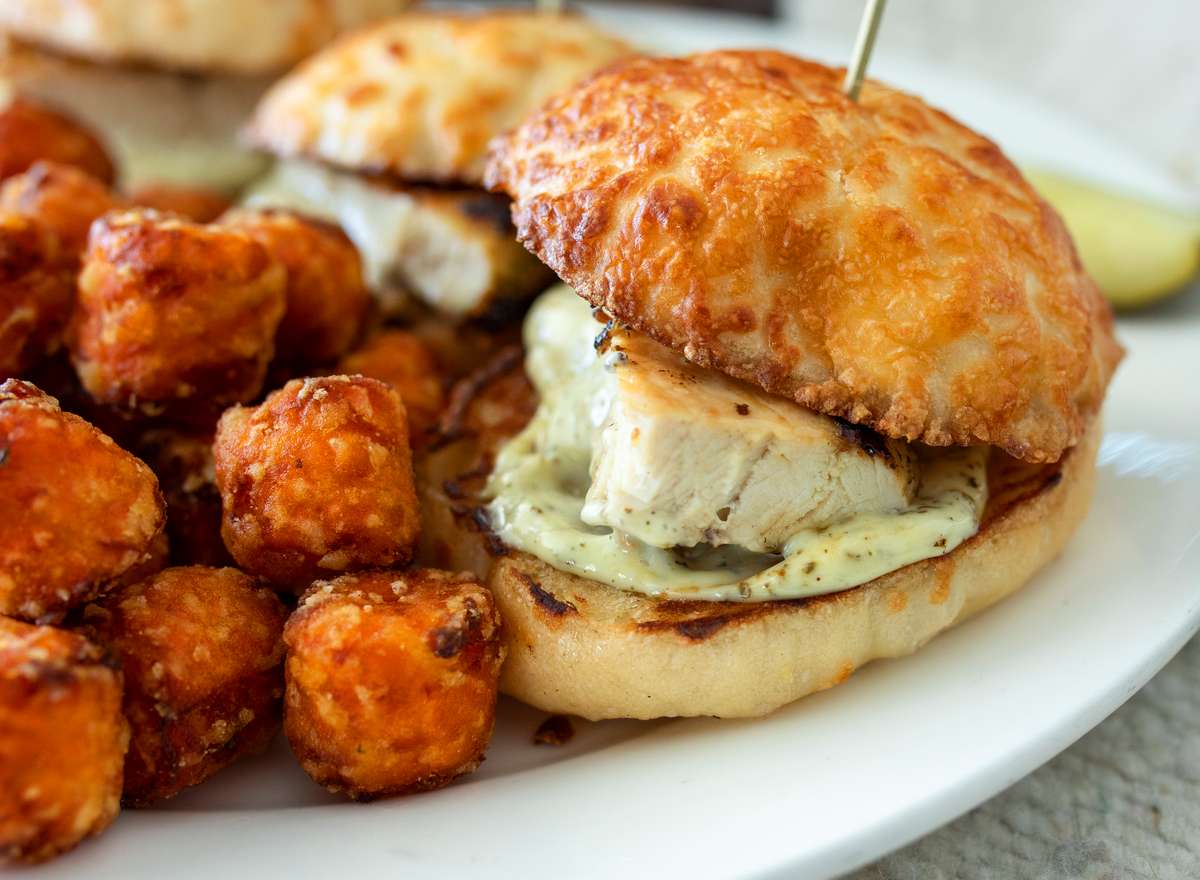 burger and tater tots