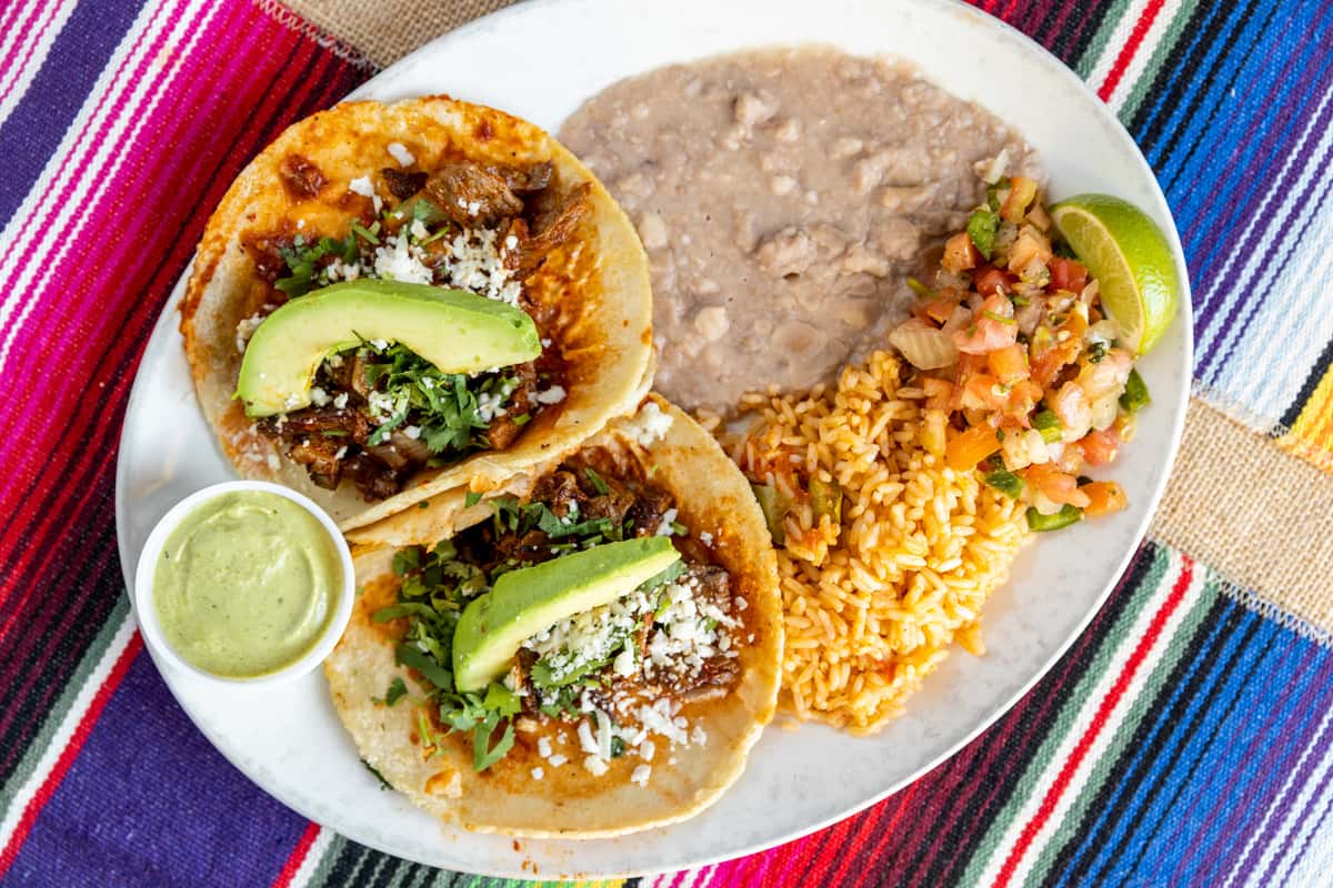 Lillys Street Tacos