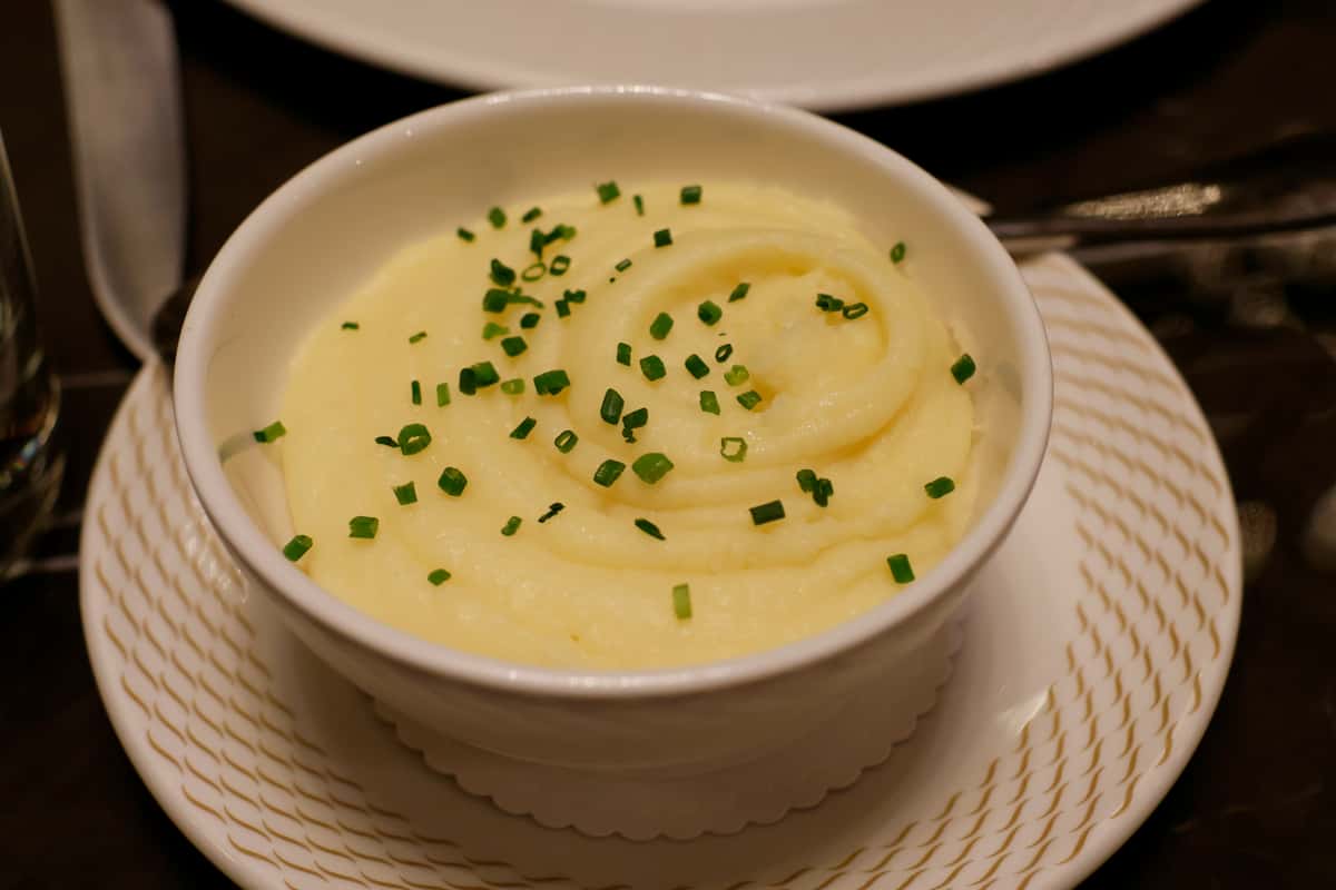 Creamy mashed potatoes with chopped chives
