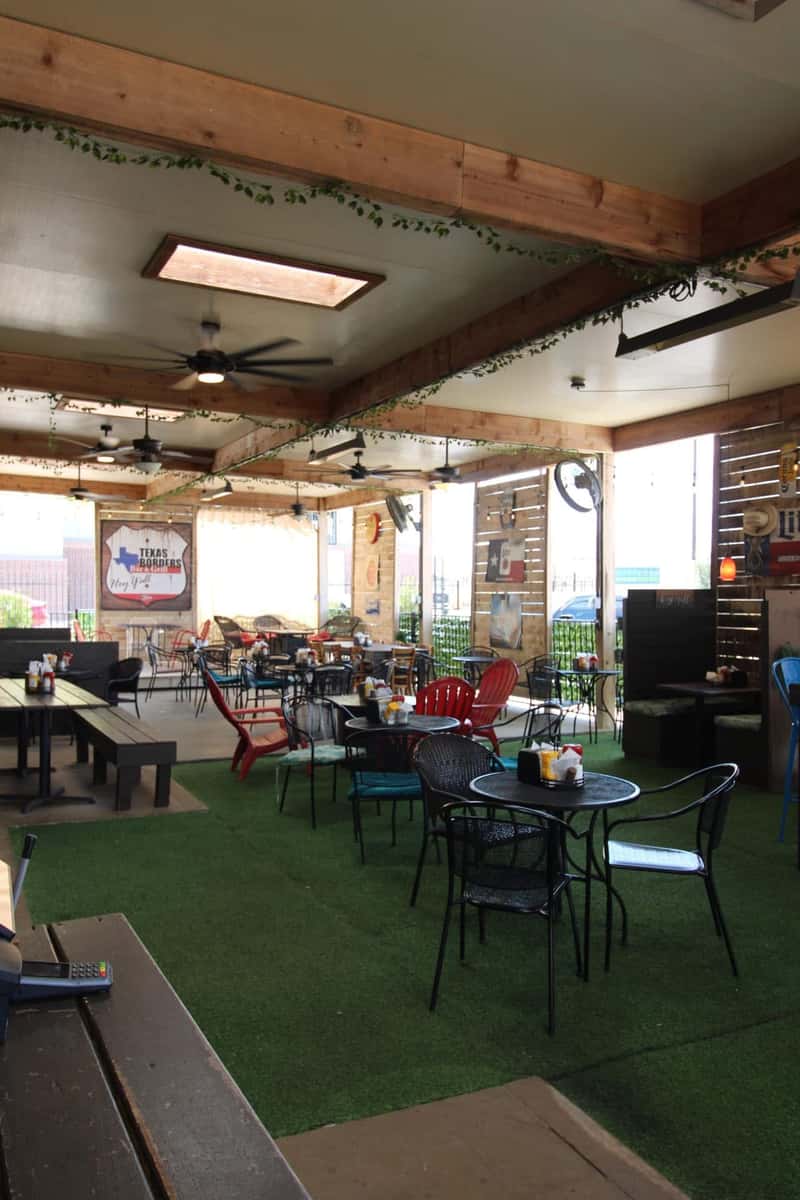1093 patio