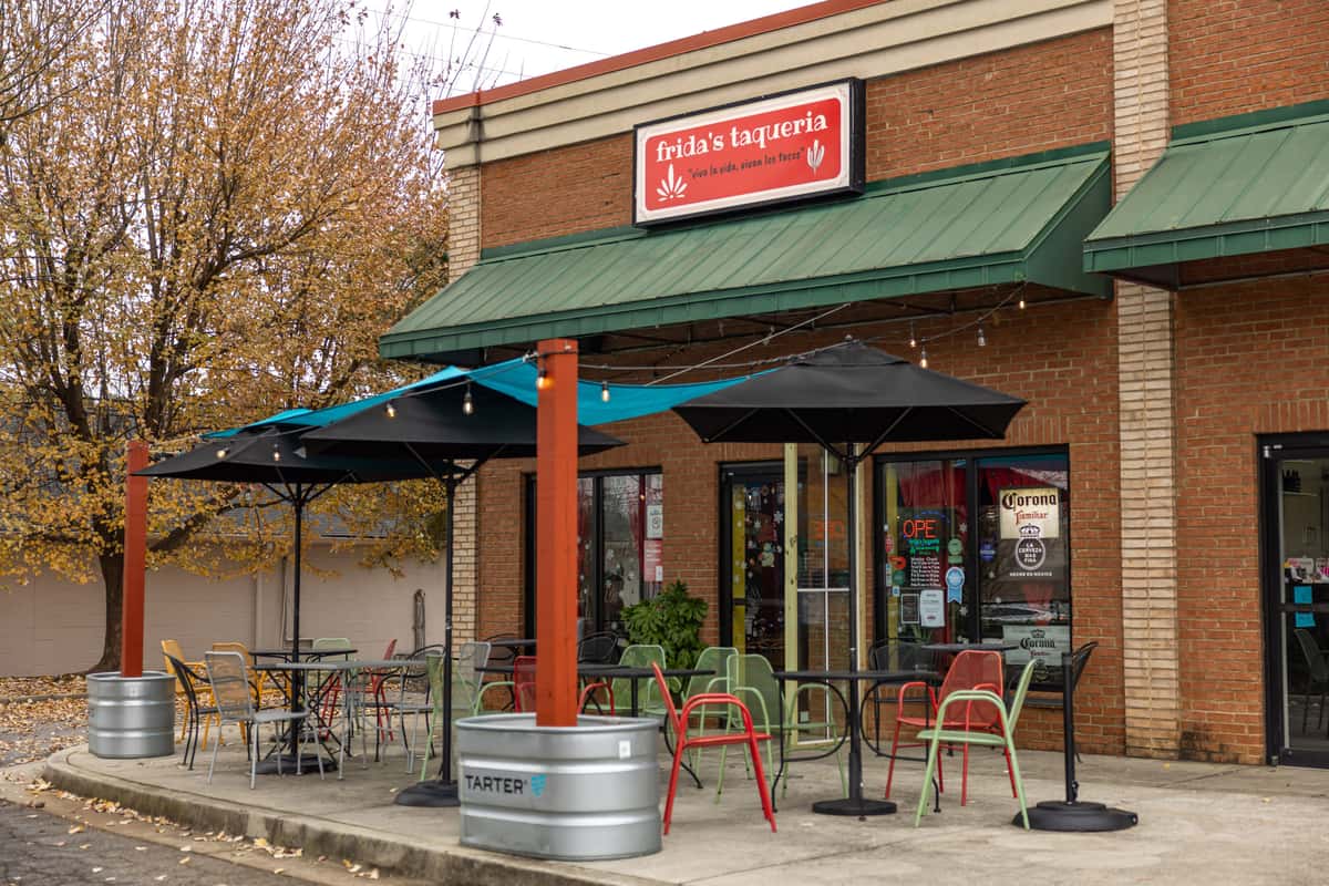 Exterior restaurant dining area