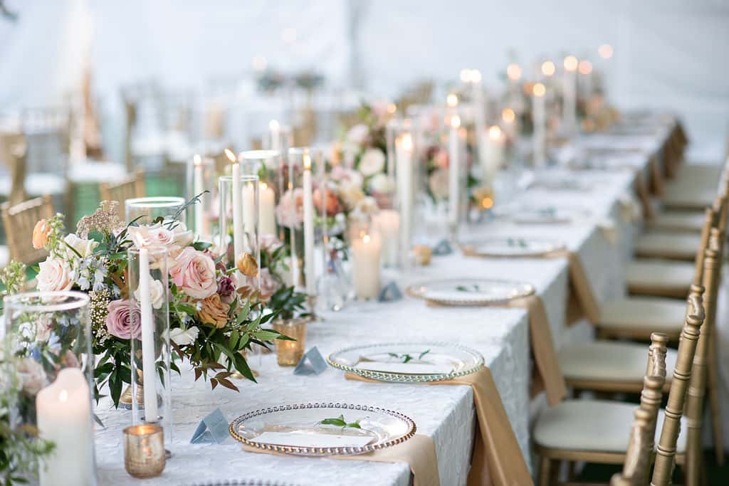 Table with decorations and place settings