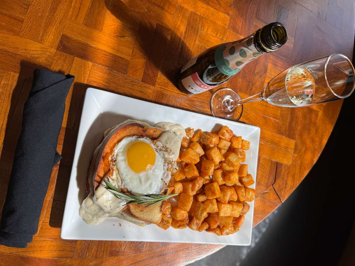 Croque Madame with Champagne
