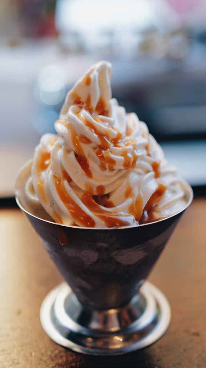 soft serve swirl