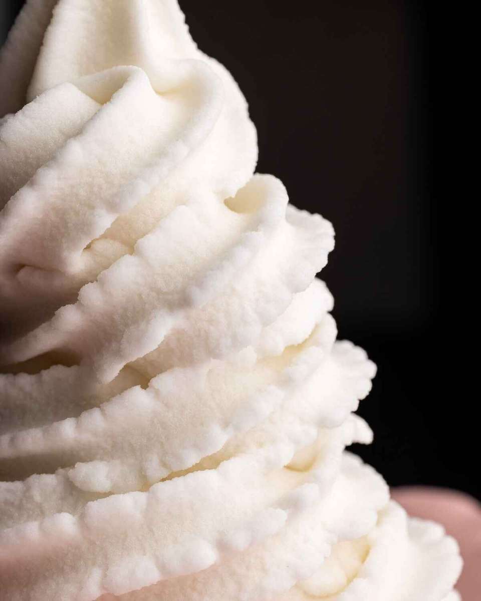 soft serve swirl