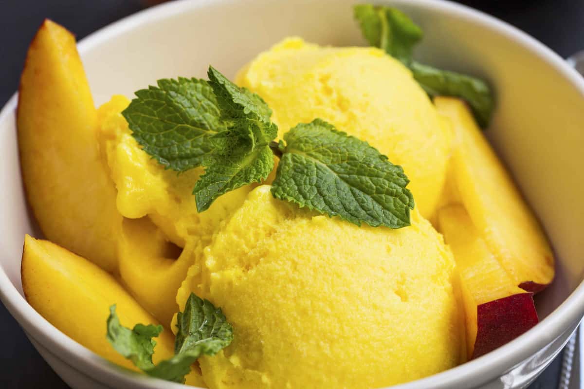 ice cream with mint