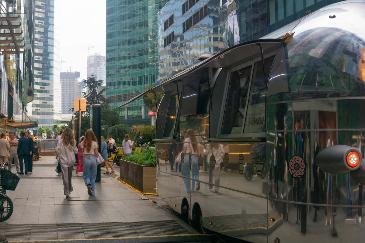 food truck in a city