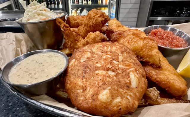Fried Seafood Basket