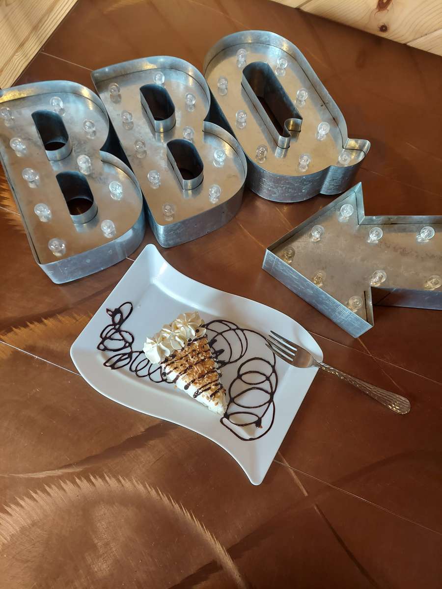 BBQ lighted sign