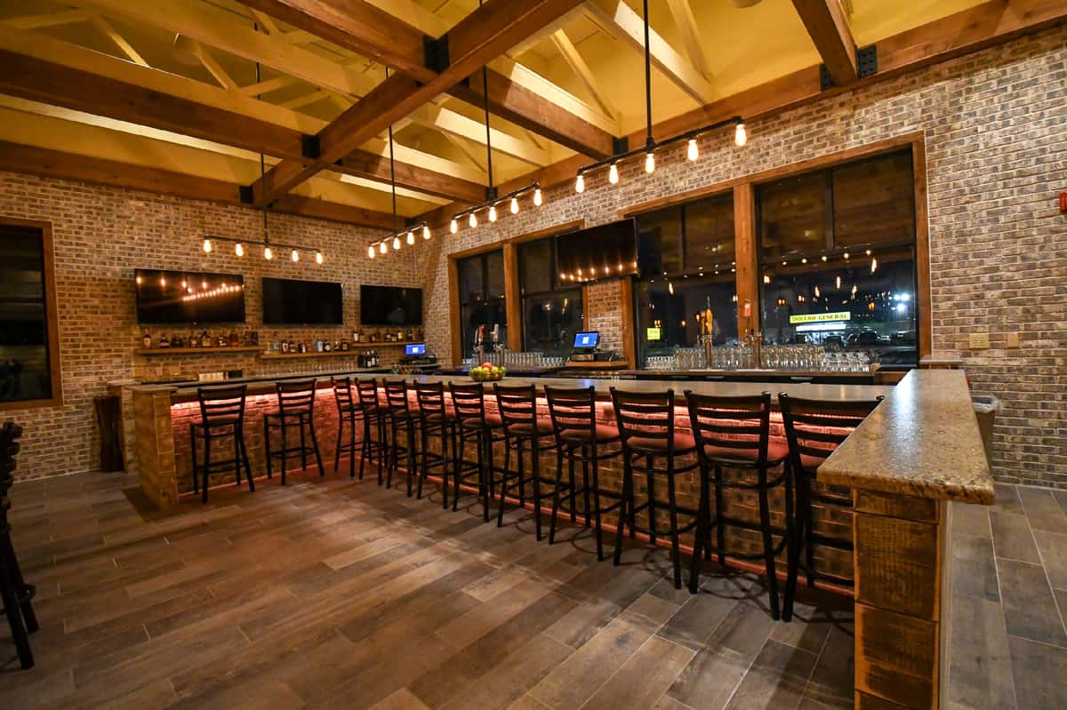 Shift Restaurant and Bar